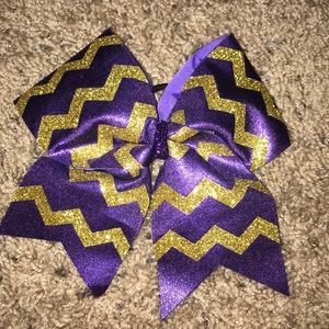 Purple cheer bow